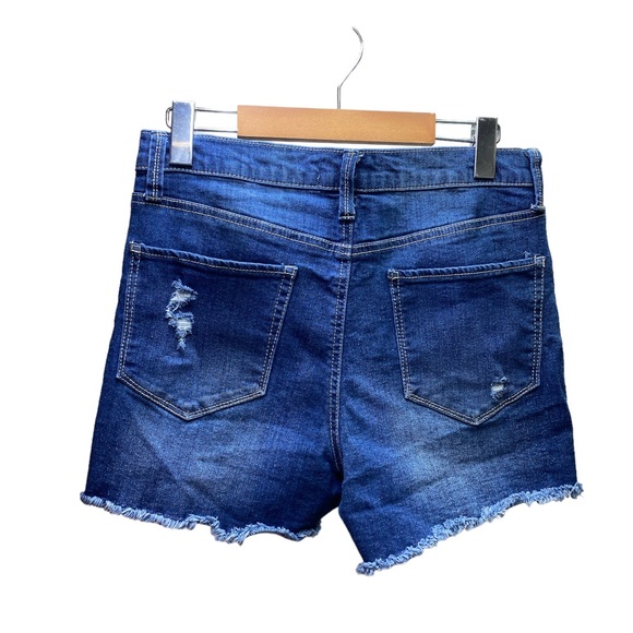 Mudd Mid Rise Shorts - Picture 2 of 3